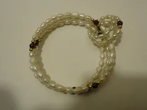 Designer Fashion Bracelet Adjustable 6in to 10in Faux Female Adult Whites -- New No Tags