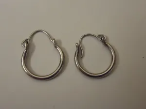 Designer Fashion Earrings 3/8in Diameter Hoop Metal Female Adult Metalics -- Used