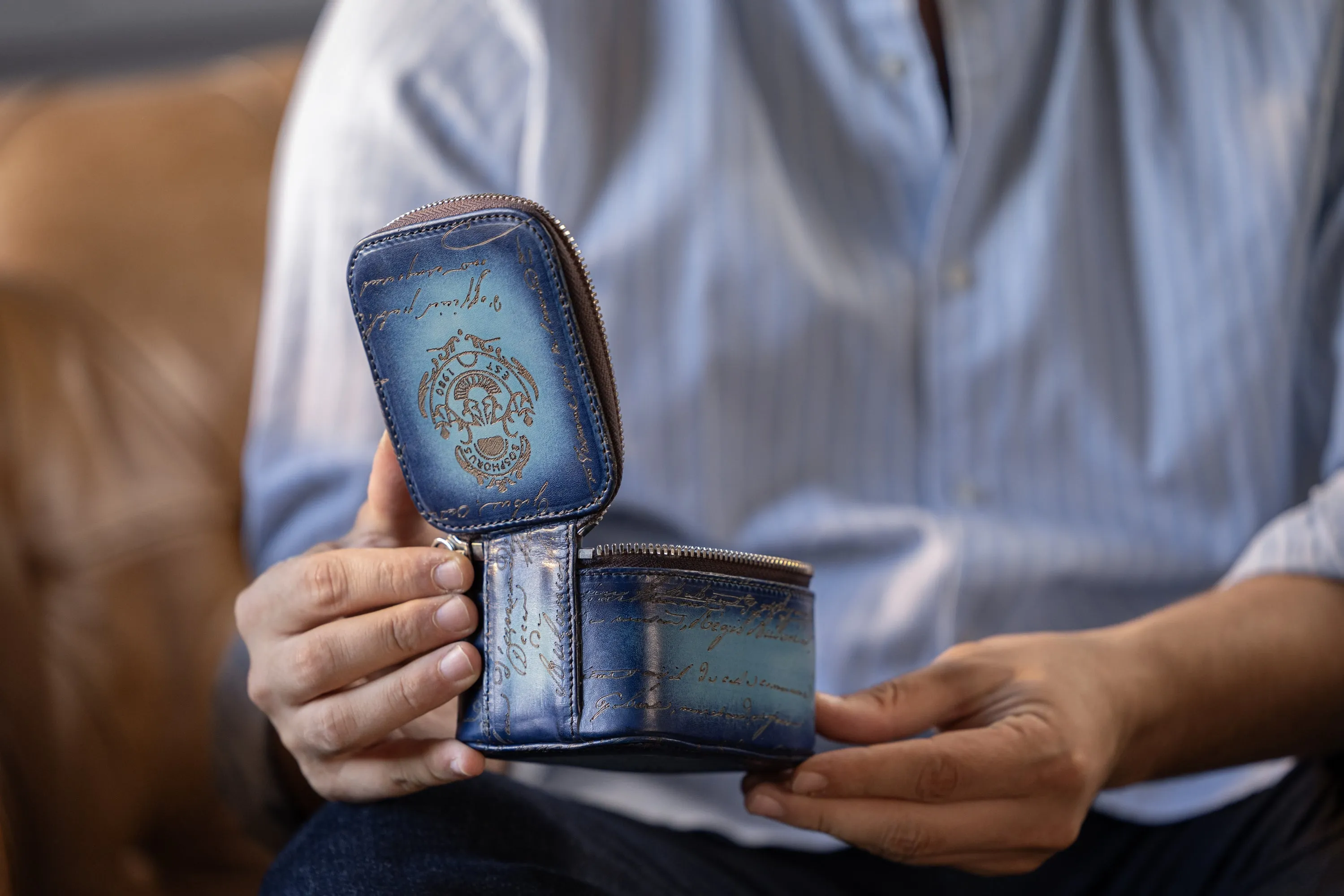 Ephesus Watch Case - Parchment Patina Sky Blue For 1 Watch