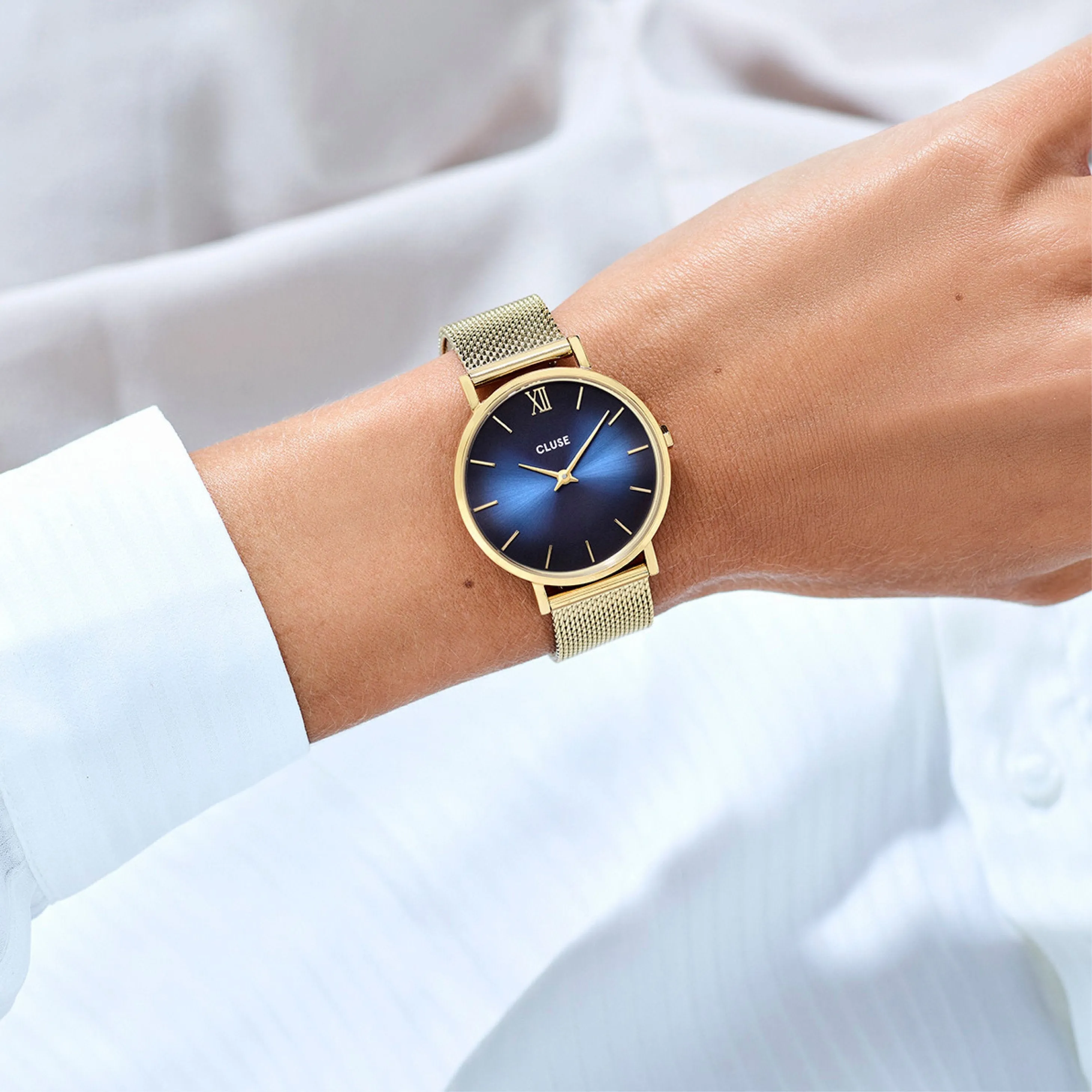 Minuit Mesh Deep Blue, Gold Colour